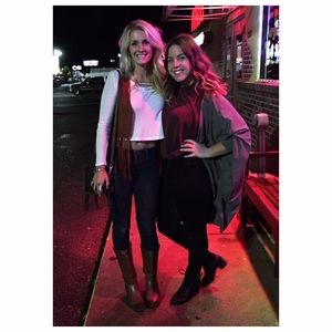 Meet your Posher, Alicia